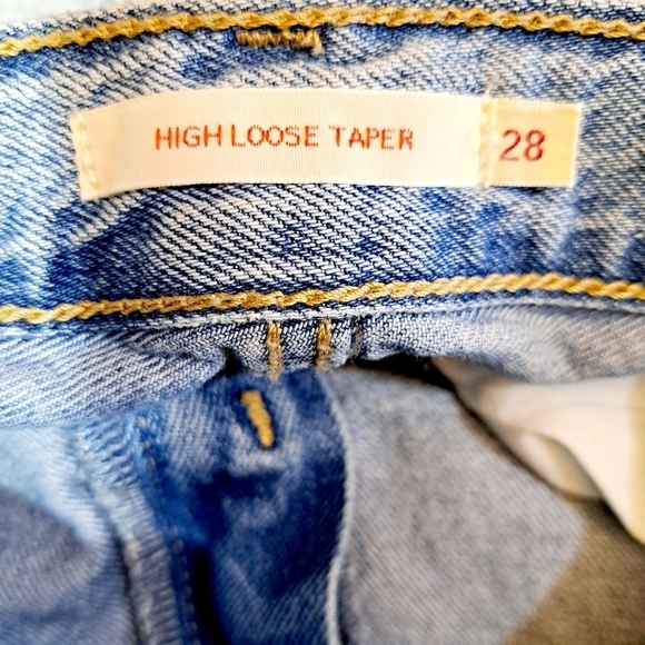 Levi's Premium Light Wash High Loose Taper Distressed Size 28 - Picture 7 of 12